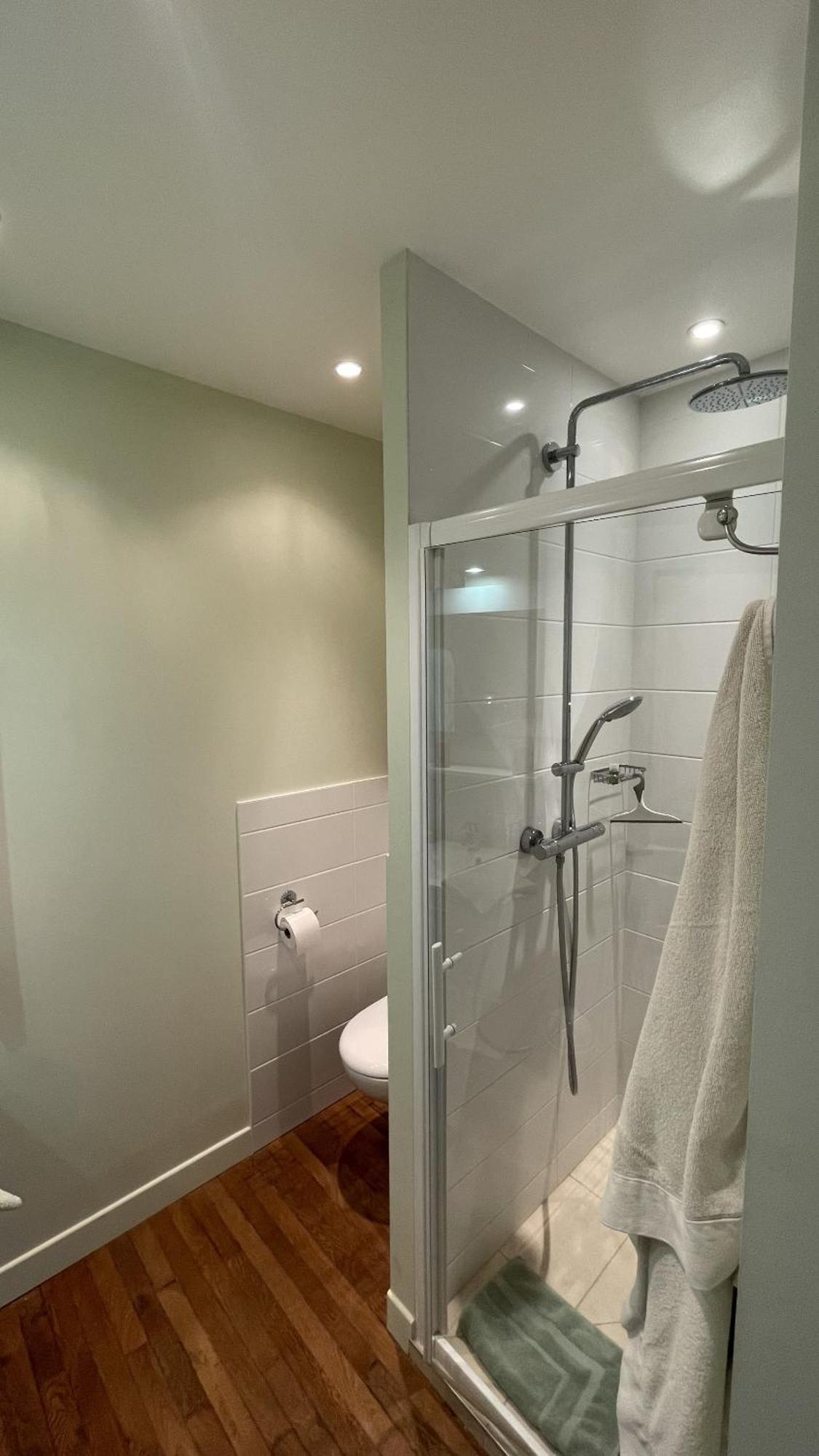 Chambres d'Hôtes Le Bas Manoir Bretteville-sur-Odon Quarto foto