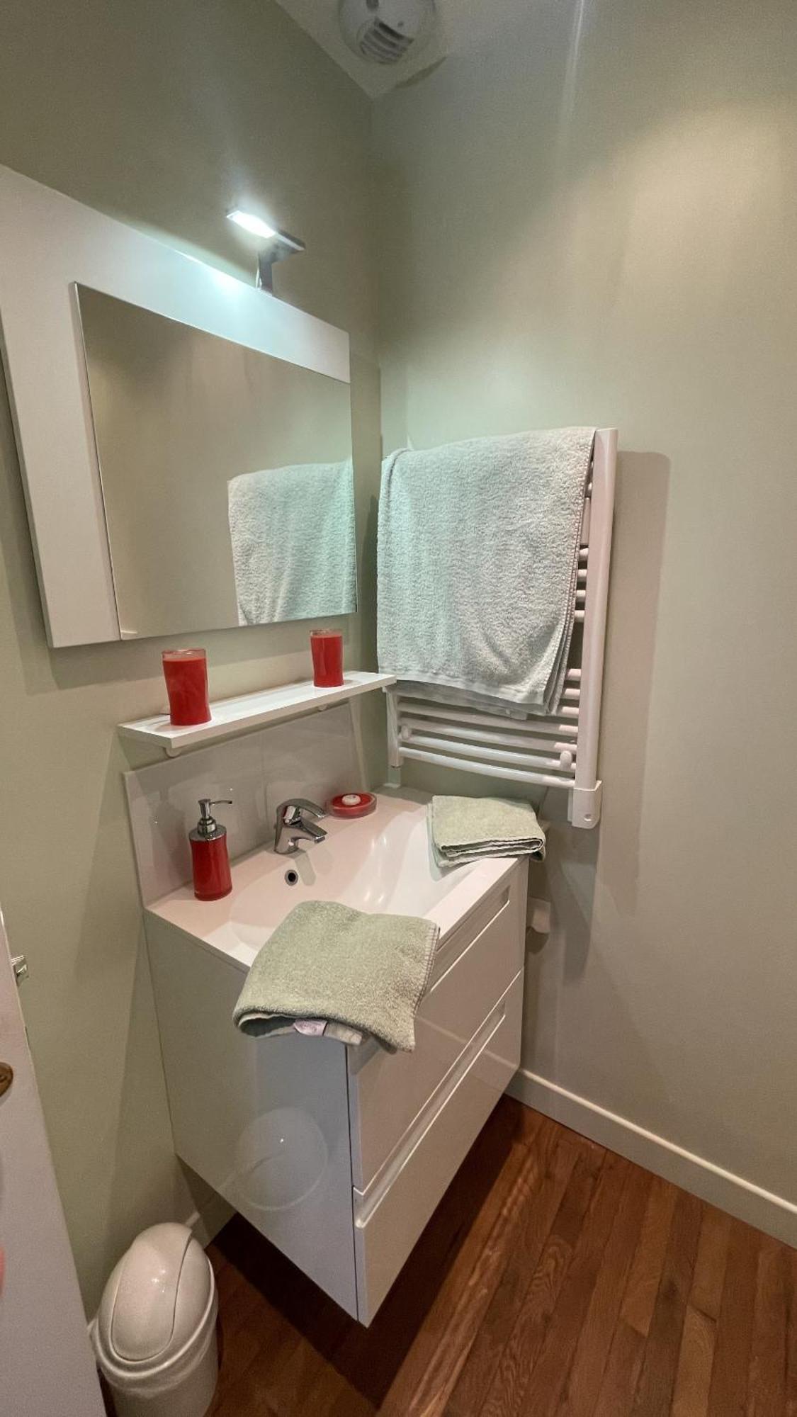 Chambres d'Hôtes Le Bas Manoir Bretteville-sur-Odon Quarto foto