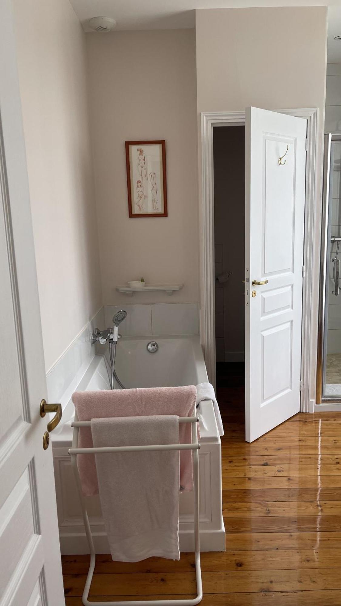 Chambres d'Hôtes Le Bas Manoir Bretteville-sur-Odon Quarto foto